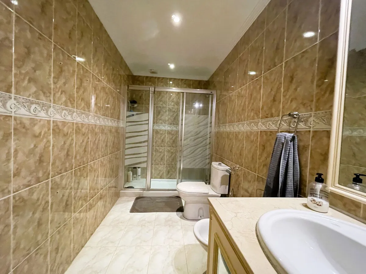 f6cfe0ed-1e55-4ffd-83f6-34f76552296b