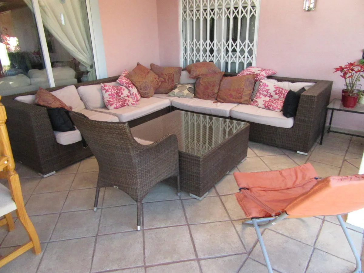 22fb28db-b913-4cea-943e-dc7c0ab1a6e1