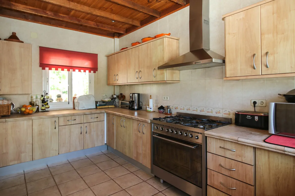 23d282ac-bce6-42dc-a607-4e785a16f017