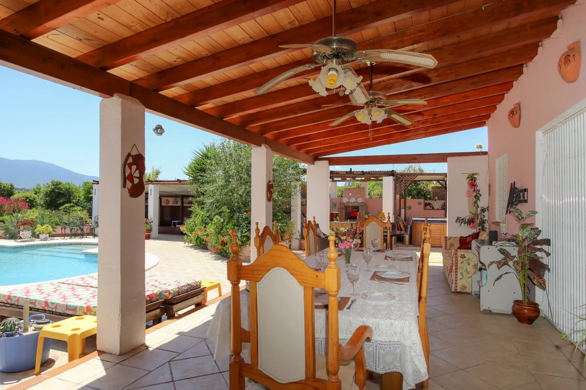 358ce8a8-018b-430f-8082-816b9db45c6c