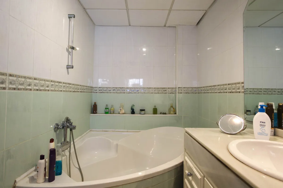 a6778821-2d50-4034-ada3-0fc113ecd8ad