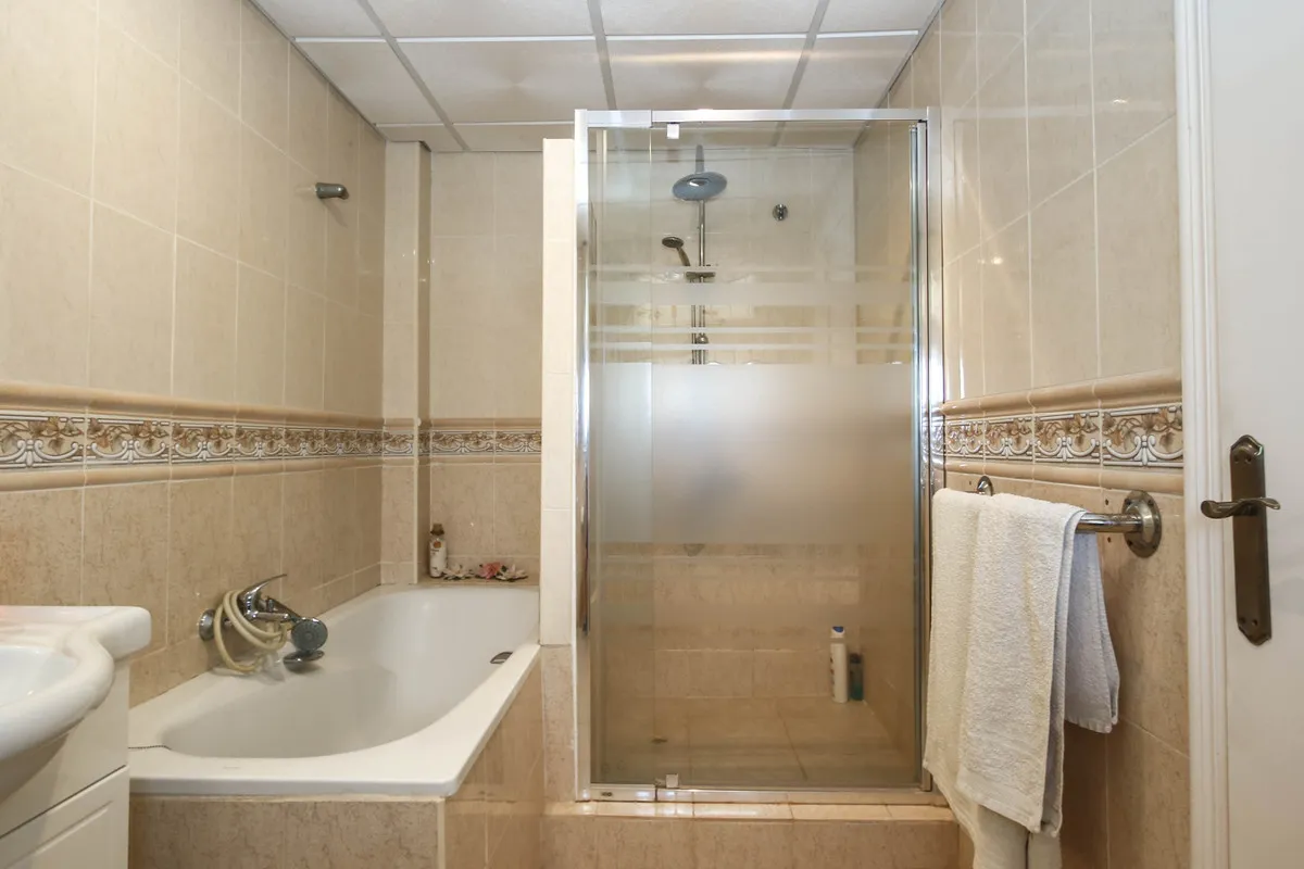 b4867577-d485-4c5f-af4a-bd21929ac170