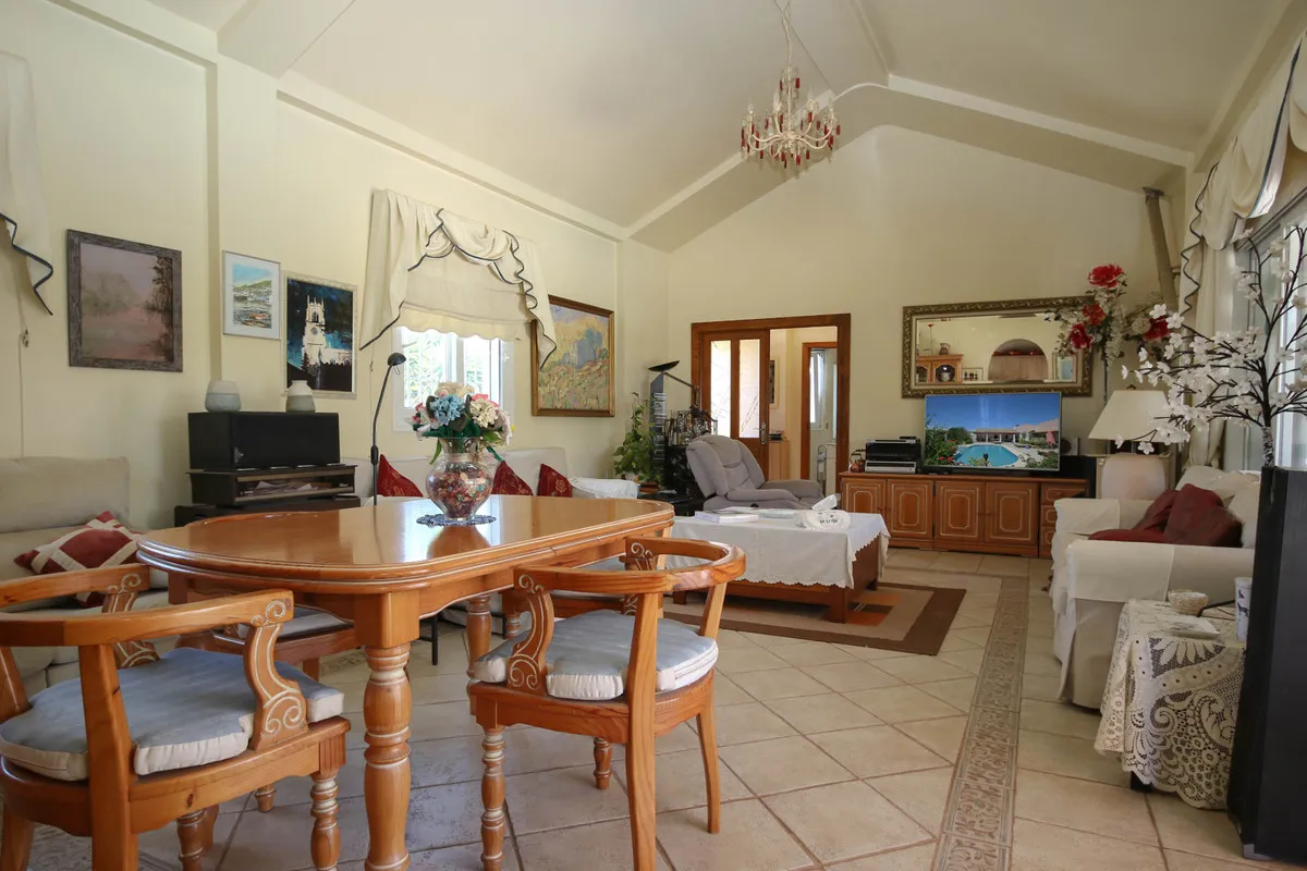 bd7fec2d-f664-465d-afb2-fa150121a516