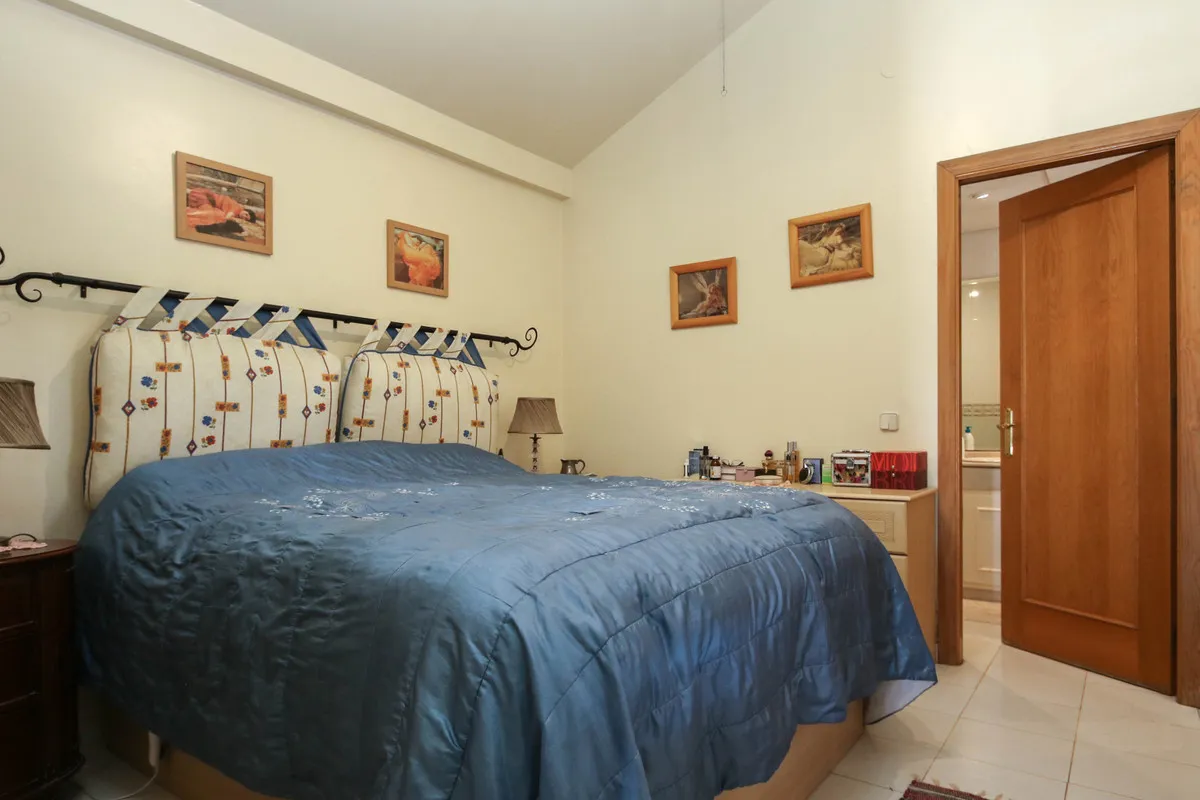 ca1eb6ef-5ef2-4dda-a622-b124c5ebe685