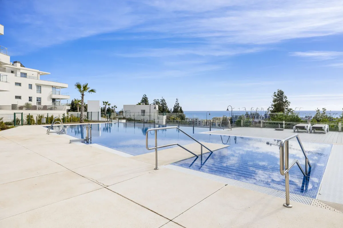 44f9f2fa-c15b-4564-942d-49bee1fa56a2