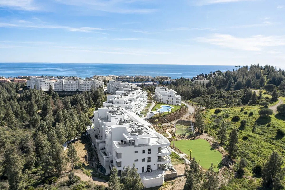 6117574f-aaf7-4a22-a8e2-7772fea7e2db