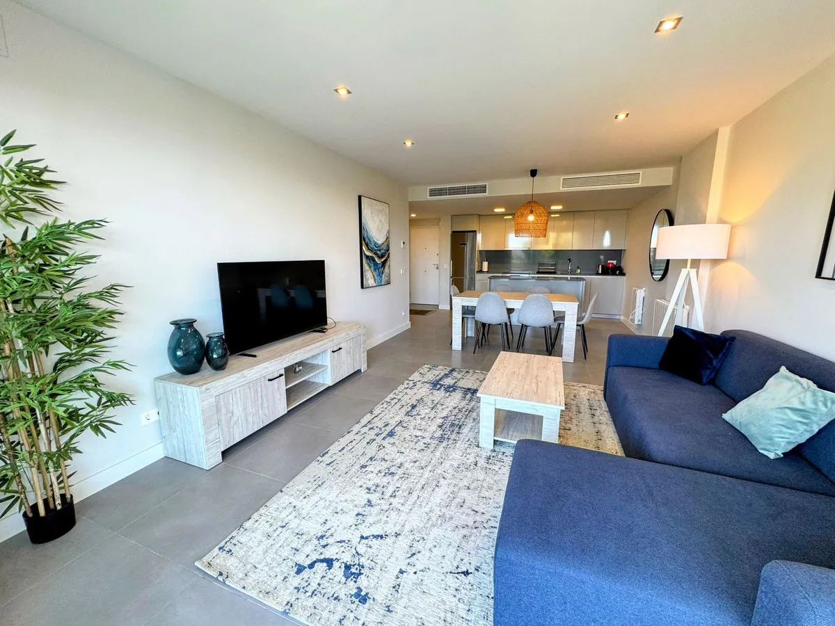 d5daab0b-6242-4fb6-981c-1b16468f1ee1