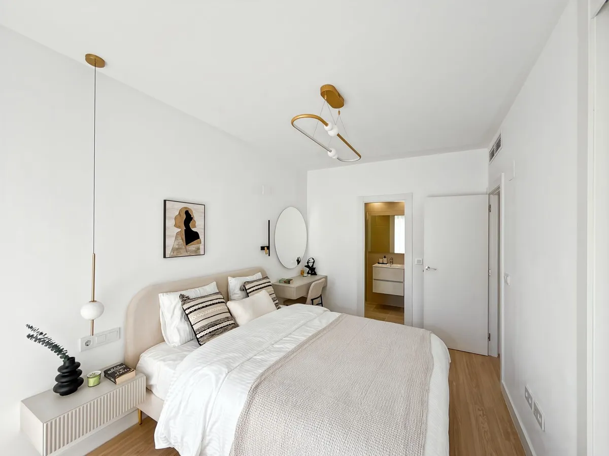 1fcceae2-2c6d-43b8-ba4b-d9743247d8a7