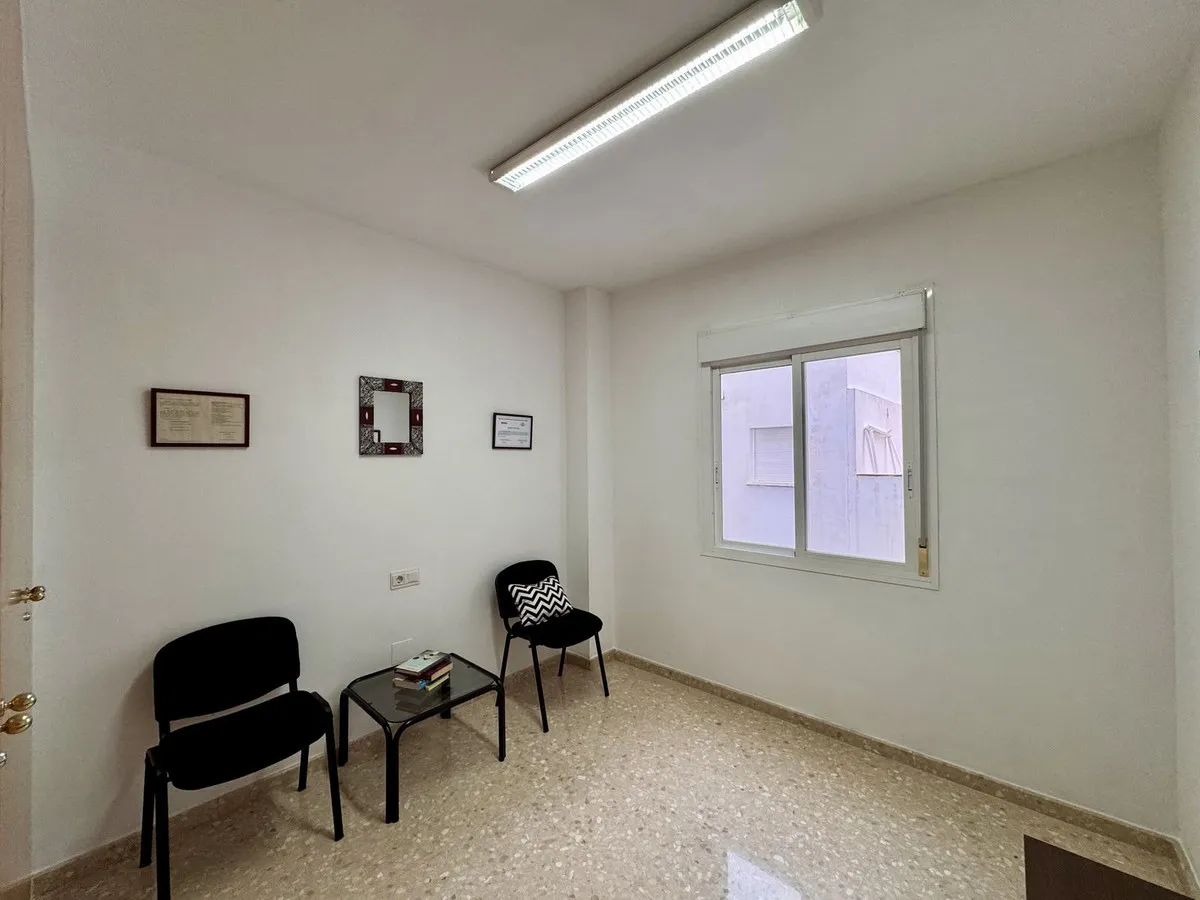 41c88703-6755-4d22-b8c9-89b4725e2a04