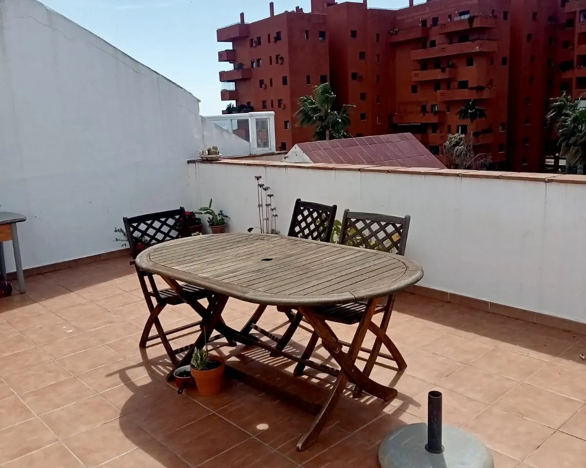 506ba2bc-6ddf-42e8-95a3-35d8cc487cea