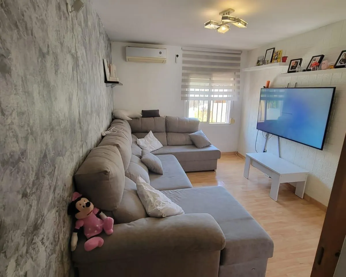 fb5347e0-a295-4214-aa8a-a6ba39039bbf