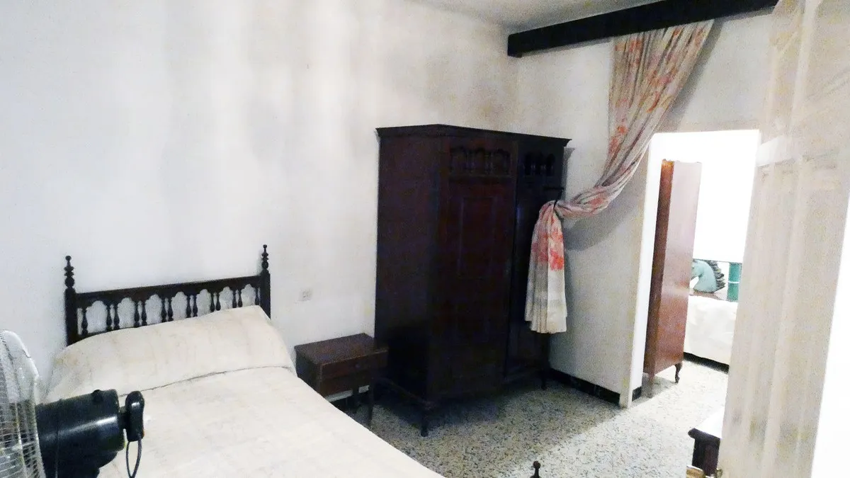 480abc0c-eba9-4acf-9d3a-c51526e83009