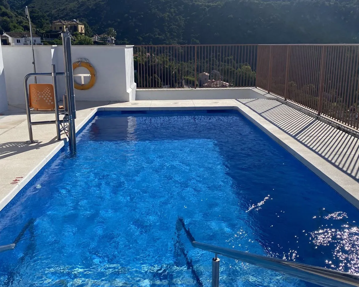 f888a031-064e-41e2-9262-e2e0450967d7