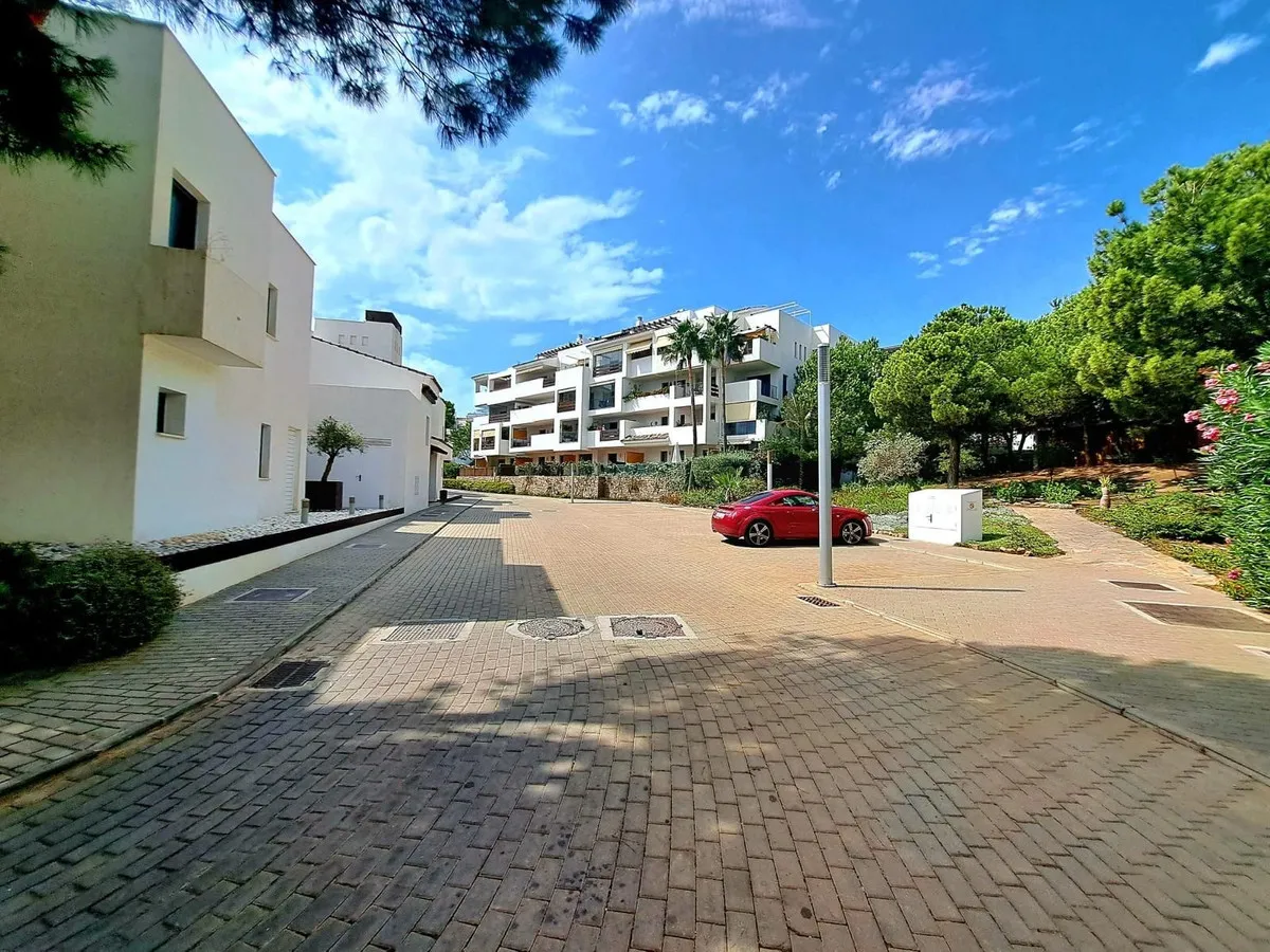 0247e4bb-c6b8-47bf-bef4-1e0839317f65