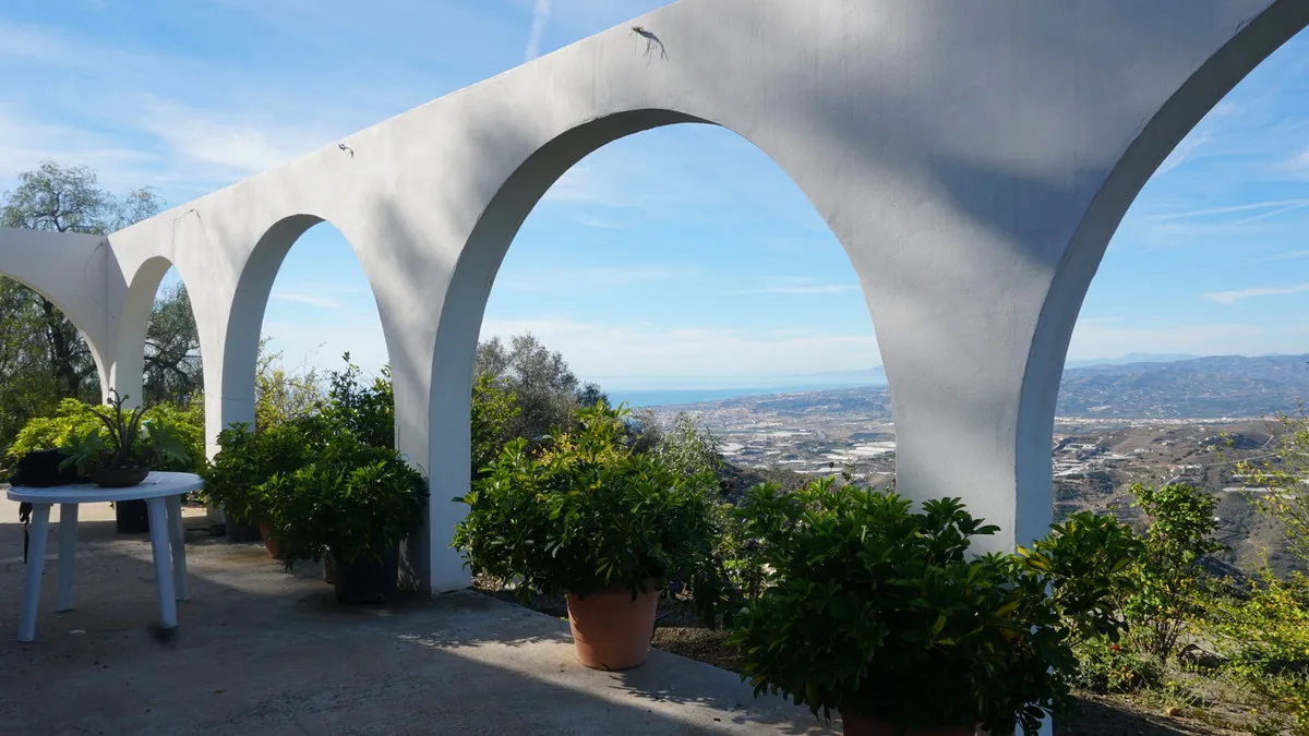 53f60675-52be-470c-a136-342311677944