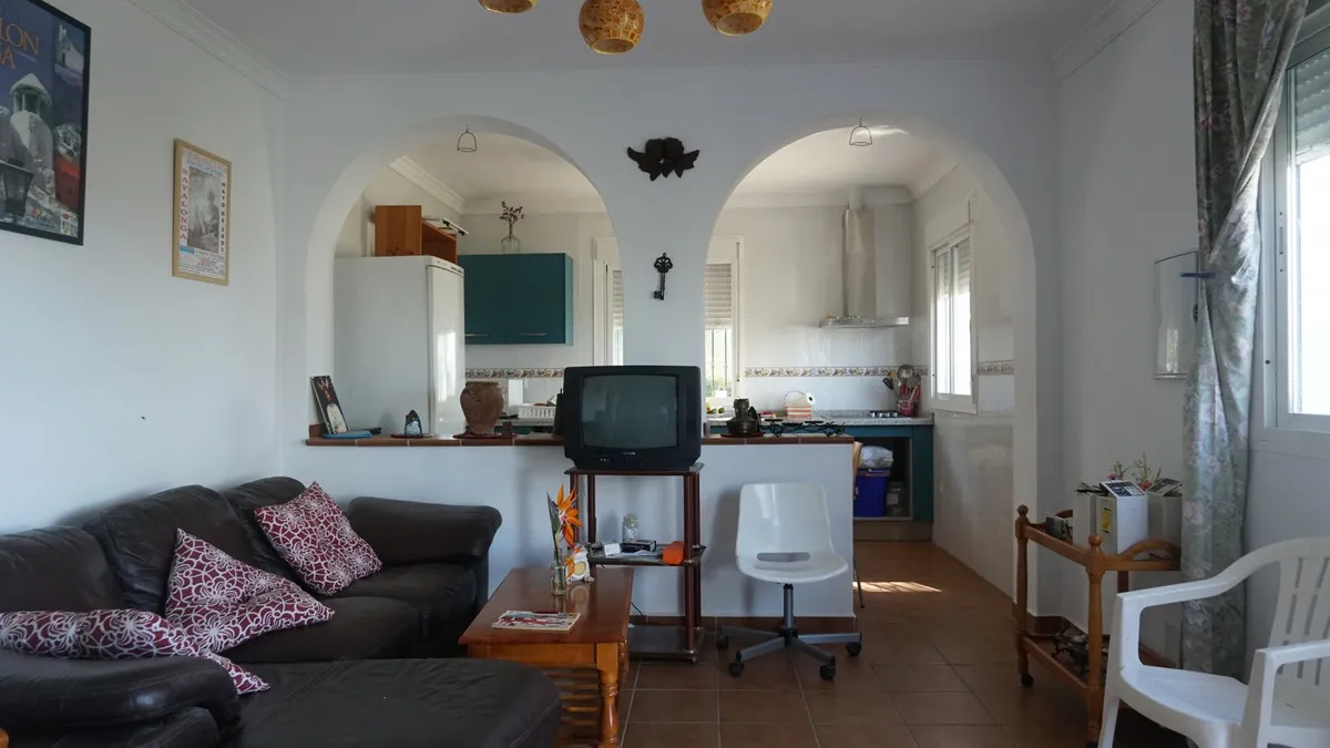 8153cdb6-cb7b-4263-845f-a41dcfc9dcde