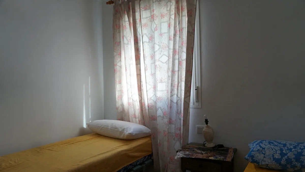 f9af8dff-a3b4-44dd-aa84-101a7b4d44c1