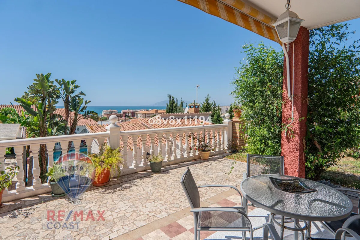 682ce502-dfc4-46d3-8597-0b92d220c83d