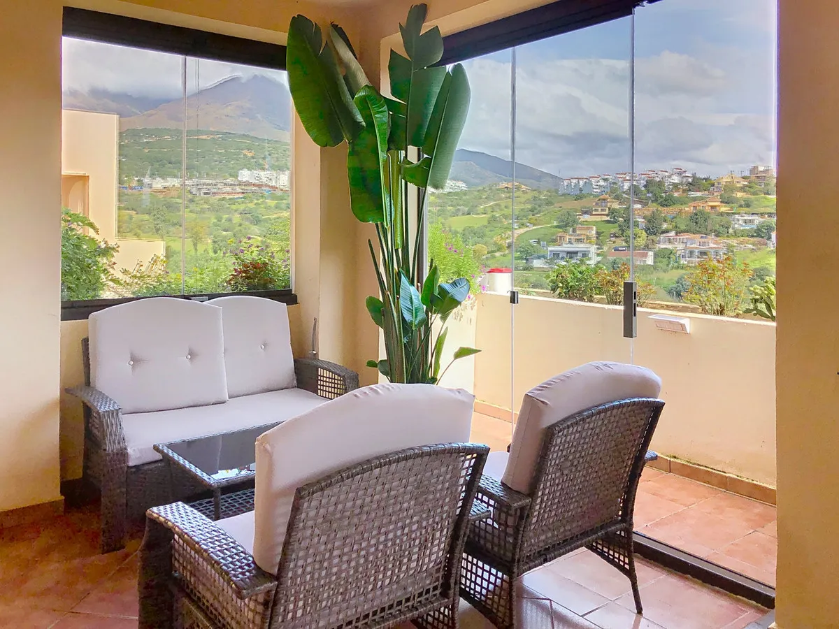 06d2cdb4-c25c-4ed0-a4ef-2ab6573c6444