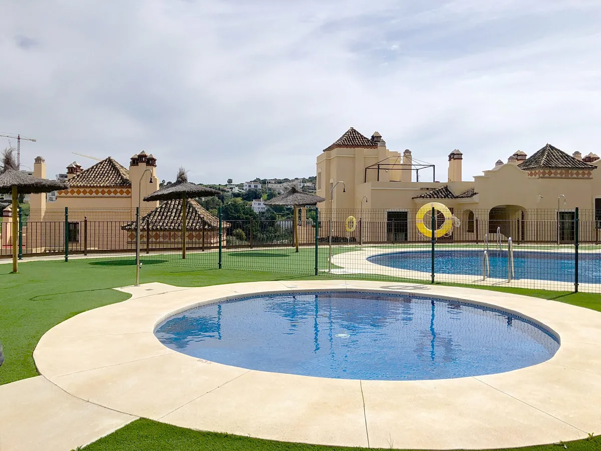 41b7c8d3-2ebd-4df2-beb2-f7d5150d1a51