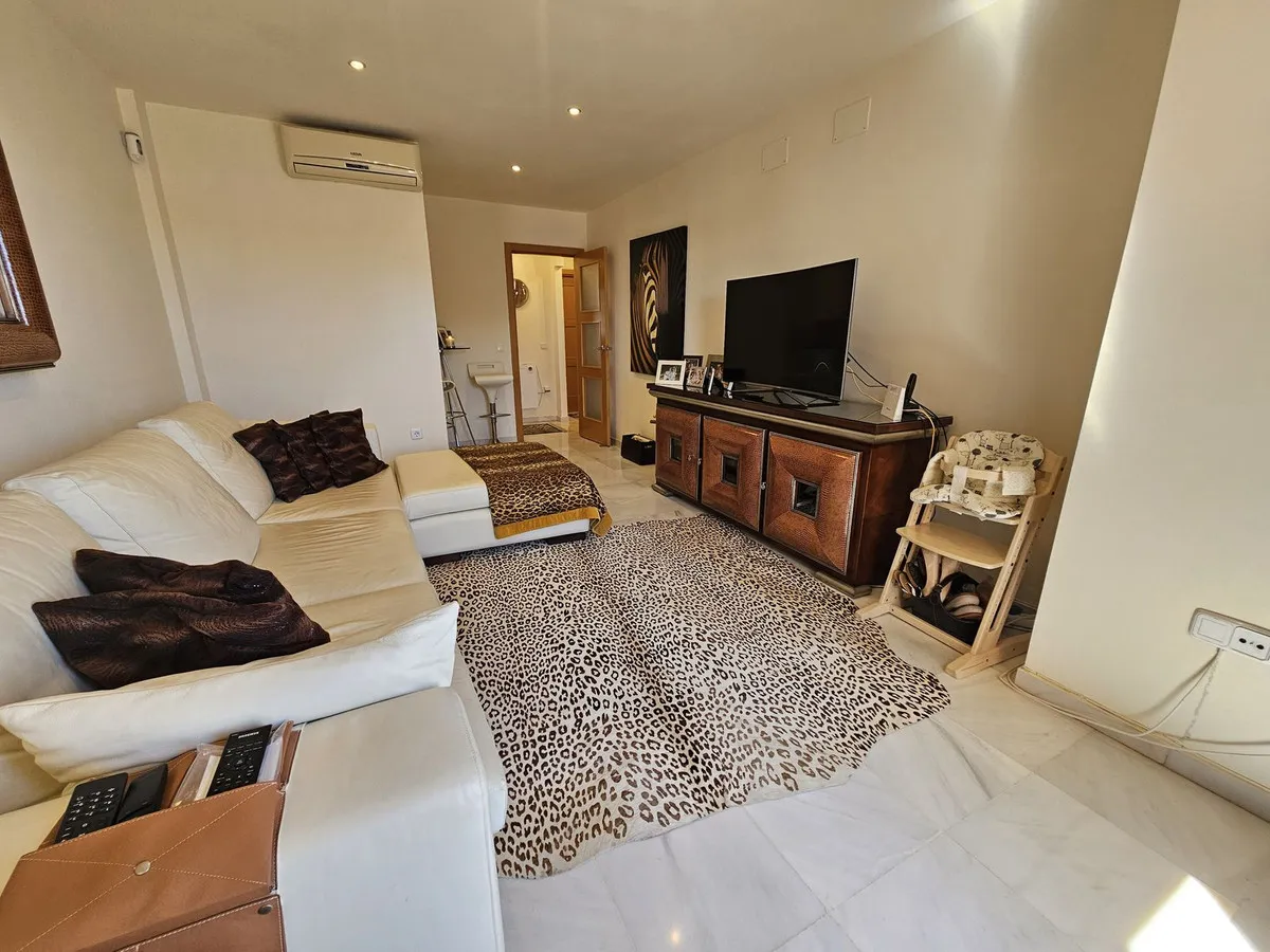 f9e0d306-3615-40b2-a2c1-e983e97235bc