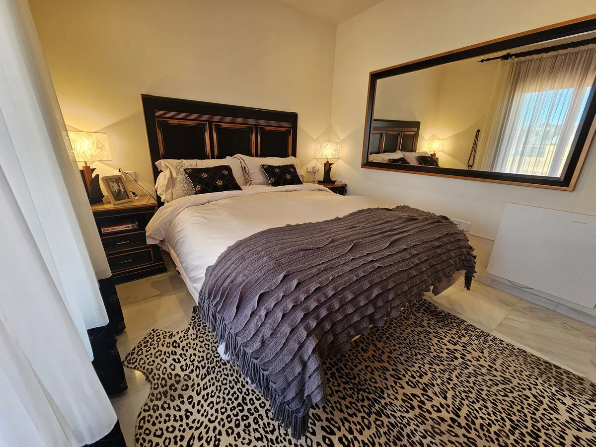 fc0a051d-5d91-414a-9ed7-63998e8f624d