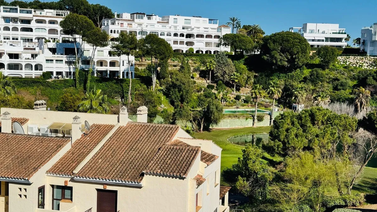 5084ffec-f4f0-4c3e-b7d4-e8ca7705ba4c