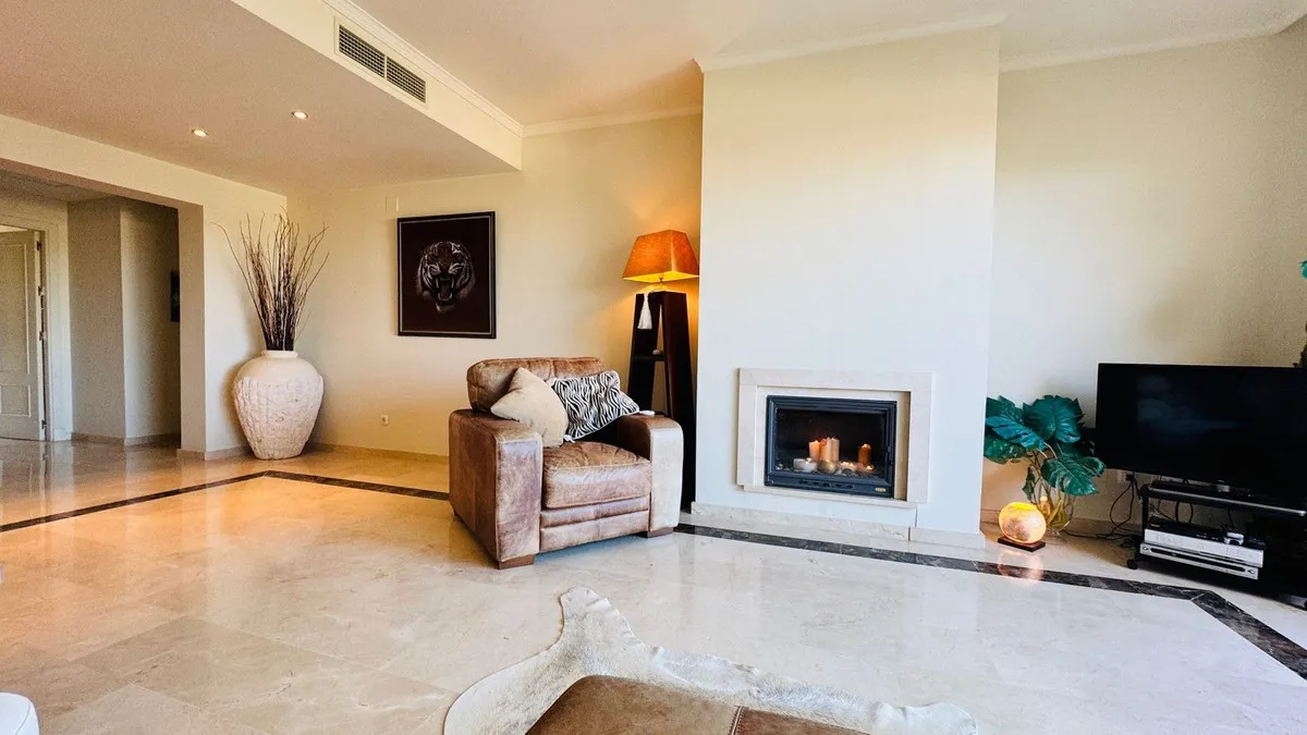 67e88d7b-c68d-409d-88e6-b06ae232909b