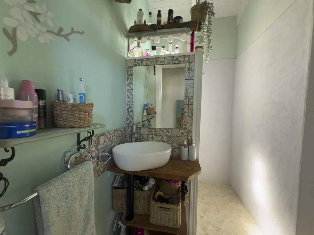 7f44aecb-244c-41f8-a173-f7a25eeba412