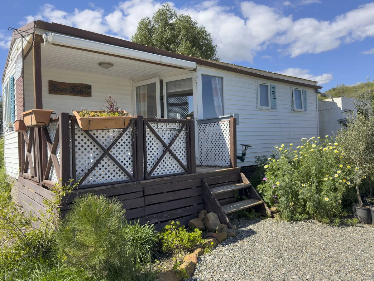 b8fd16f8-79a2-4a6a-a6b4-507874769acb