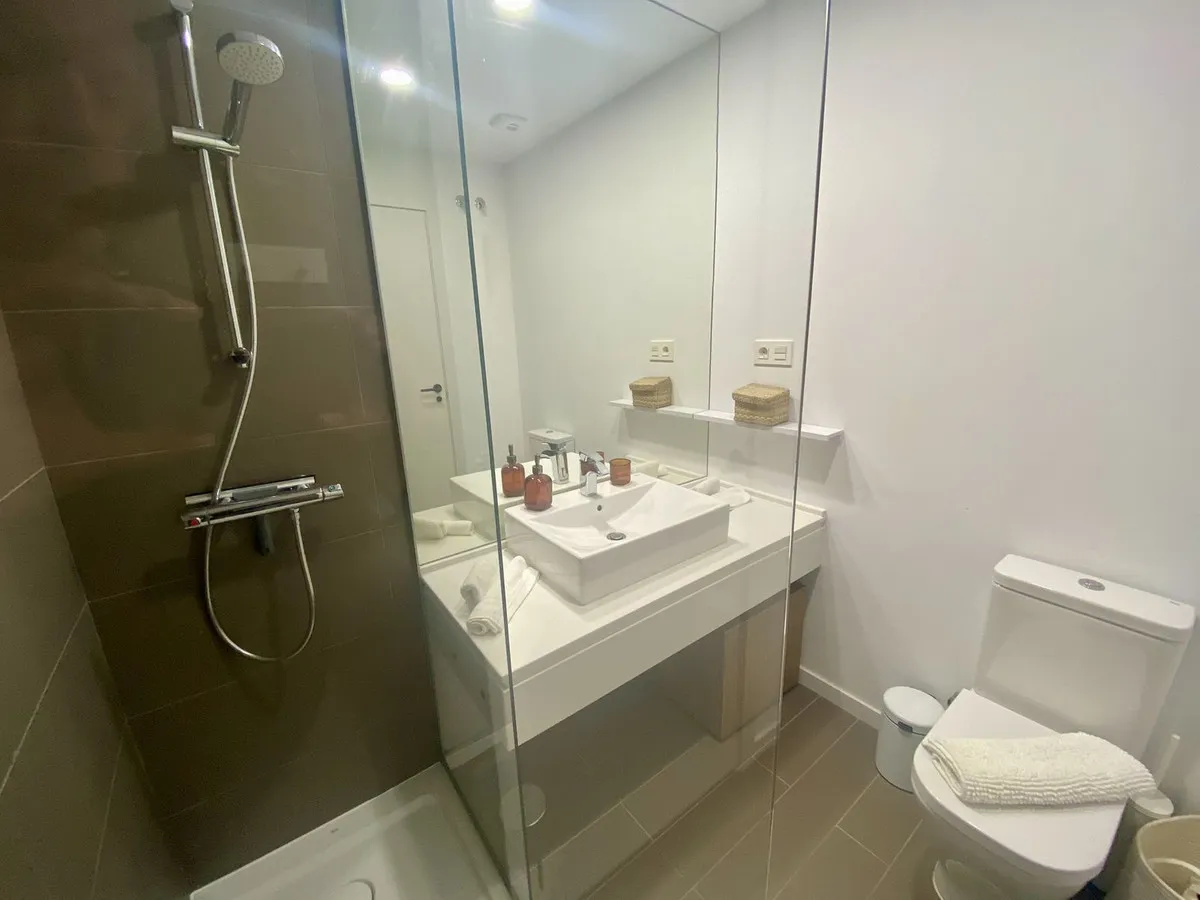 1dd2057e-728e-4db7-99a5-f6f4c753a37e