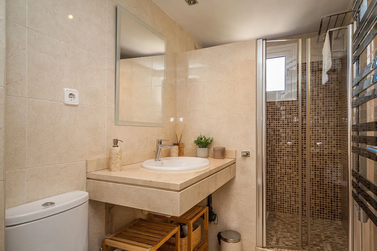 6bba19c5-0561-421a-93de-ddb1495a6d8d