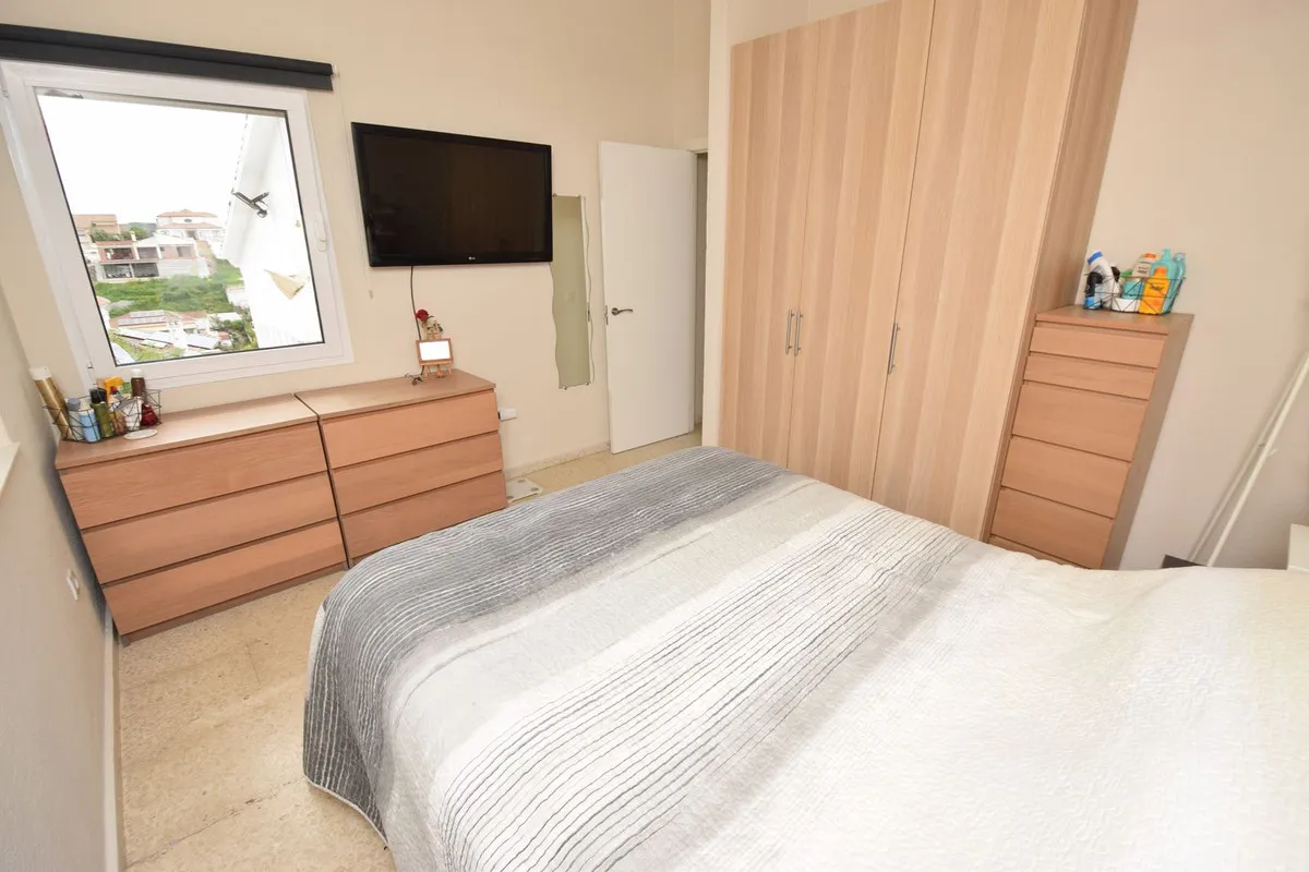 33d6974f-8f1e-4c9f-8f73-cab33095a06a