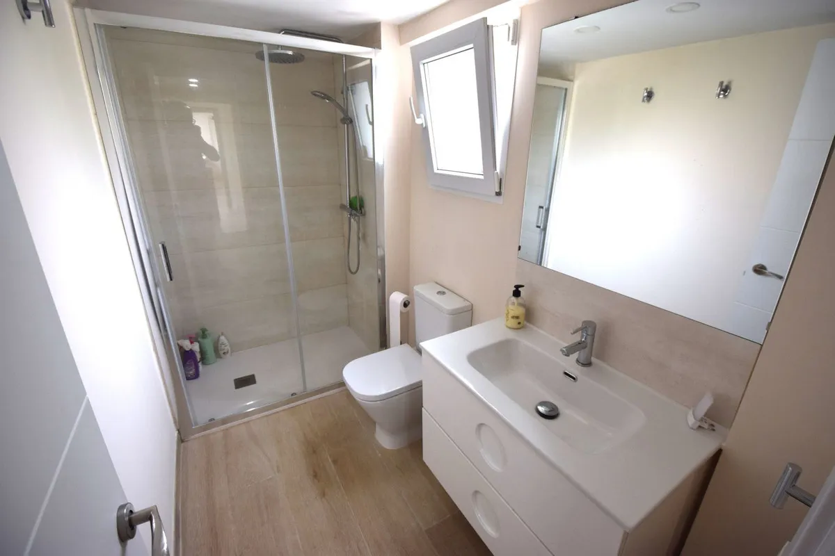 69d873bb-50e1-4505-845b-68f27b6bd86b