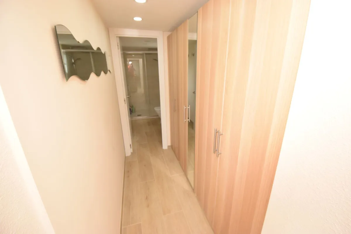 e7329981-c0b5-4312-a7f3-70eae41efdbe