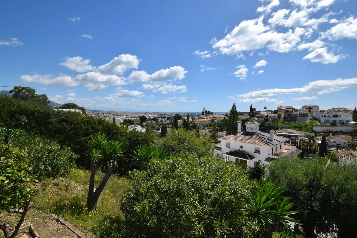 fa20282a-c5f6-40ff-9c03-6292566061d6