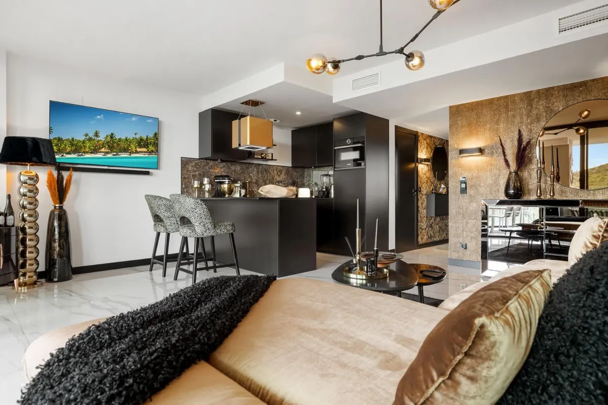 13f0970b-3a9e-46e0-ad0a-deebaef304a7