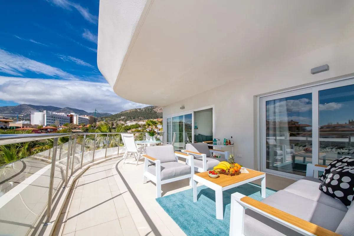 216ce000-76f2-4a5d-af6b-7005e7448dc0