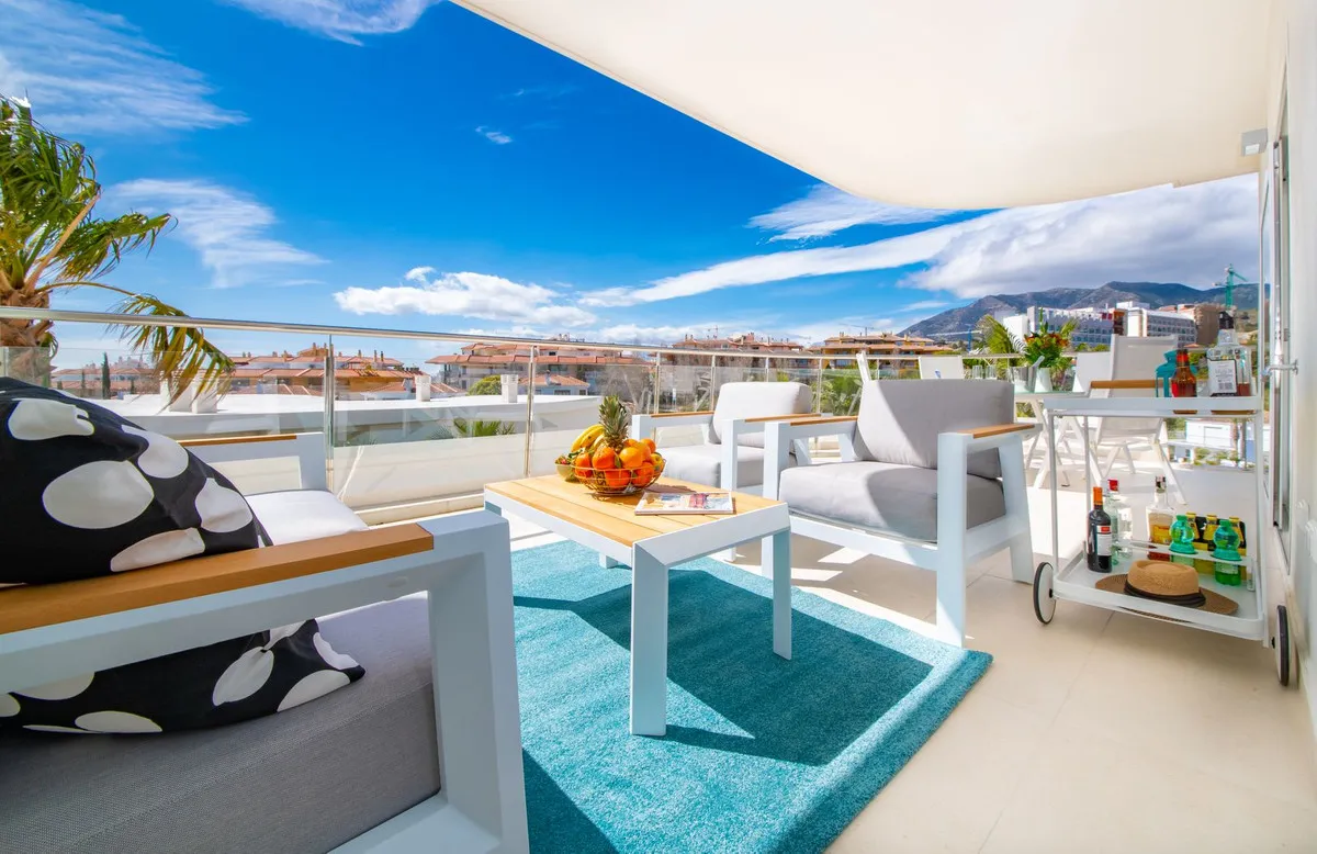 48c256c4-5077-4855-8028-48c166c2835f