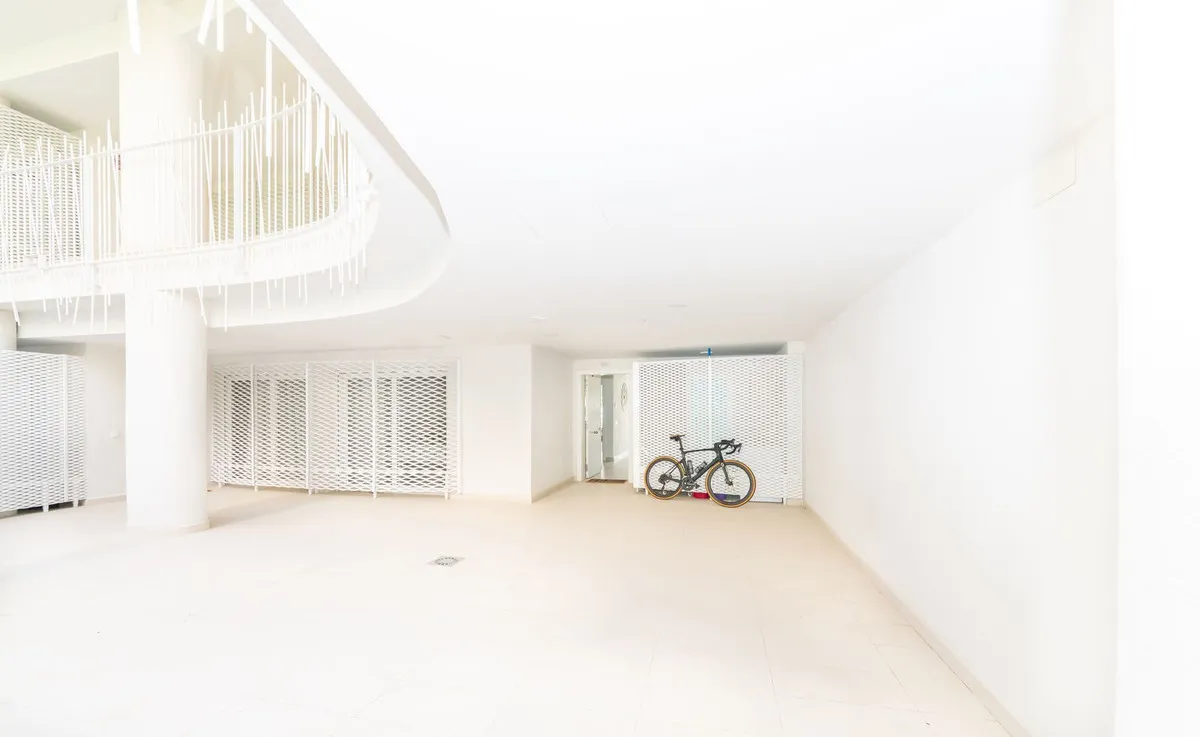 c79dcb3f-686d-40c1-8864-188143fd0b9f