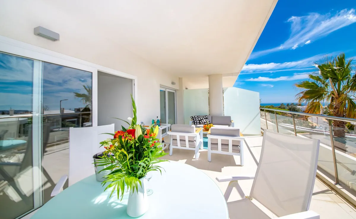 f5ffdc24-d384-491d-b25e-adcb019aff64