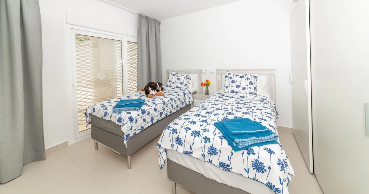 fc7733e6-6a04-4c0b-ac3b-0730eab4d90b