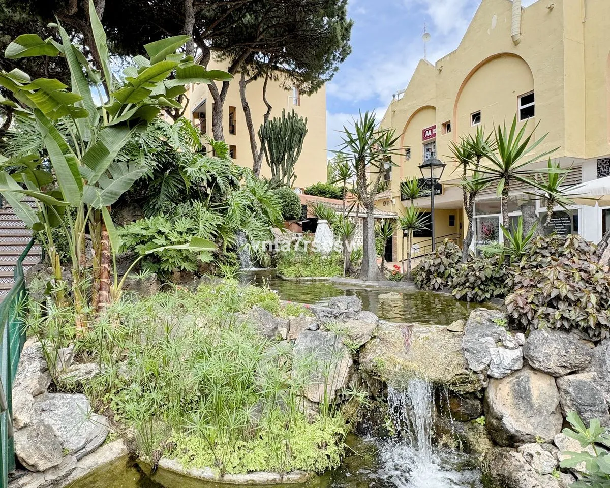 37dc7ba3-69df-4ca5-90cd-725080f7bc22