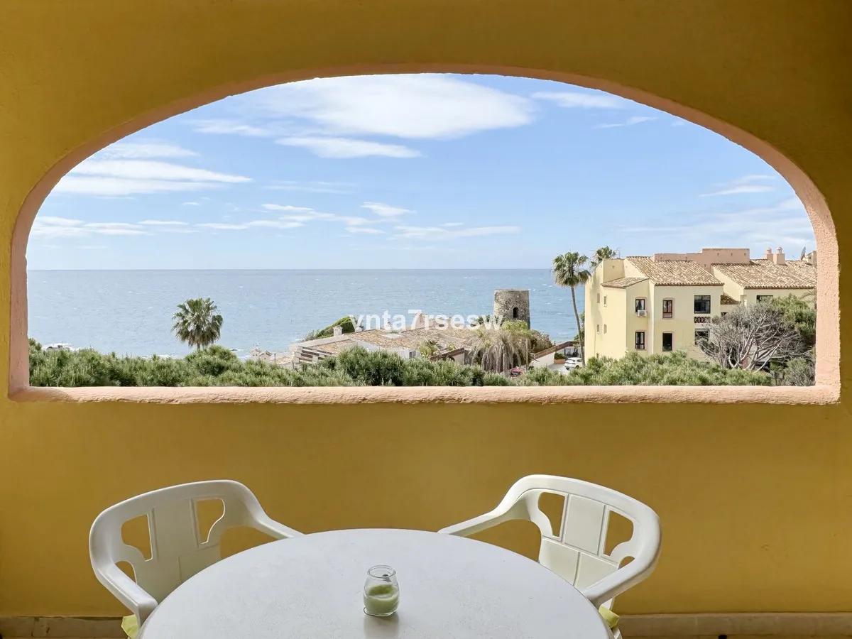 5fbac349-4196-43f3-a5a1-04f1d8896bbc