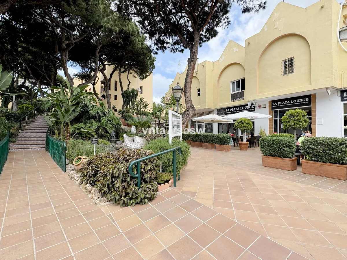 ab24f3fd-ee50-4c66-915a-b32a001365e6