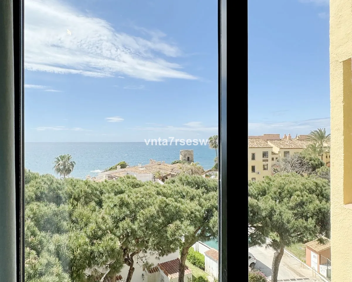 c3cf3b54-191b-4856-afb1-0d2e1d429a80