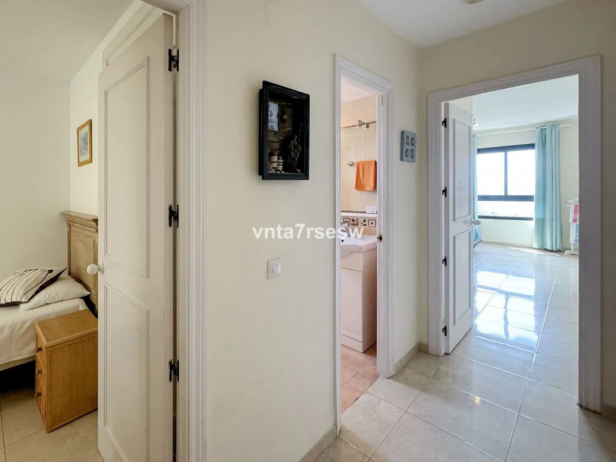 d43f6161-aaf5-4864-8fe9-5c6f25877794