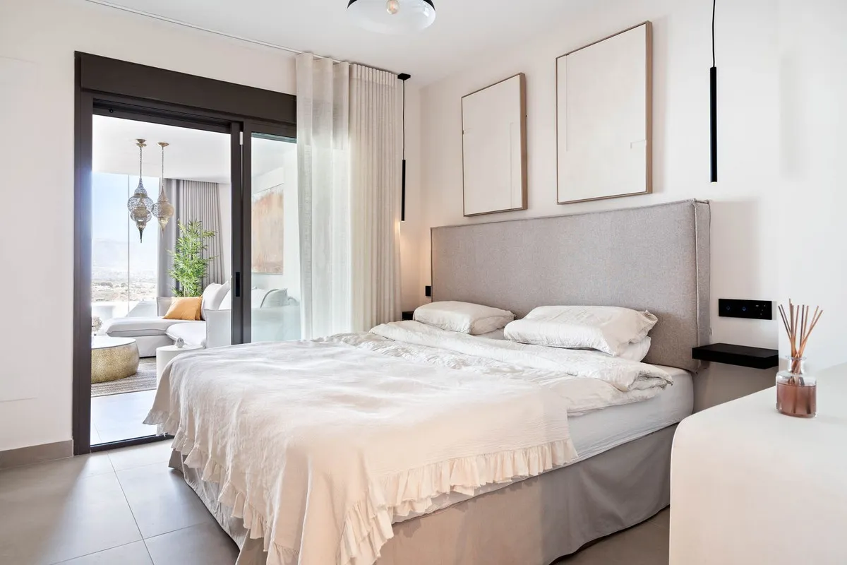 512b7c09-9a19-487a-86c4-457c9a45dffa