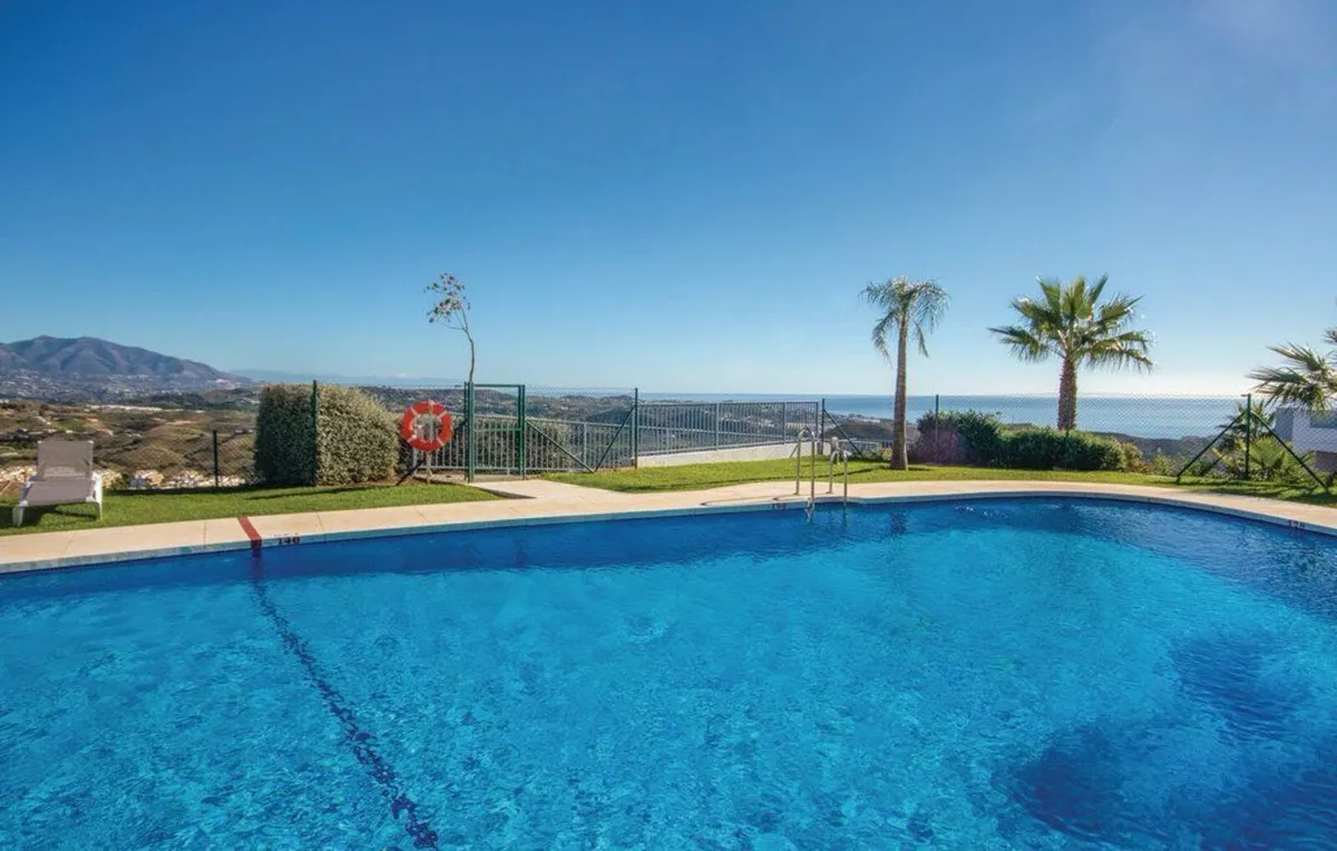 9ed5a151-8b31-4b05-b494-8fc7828338ba