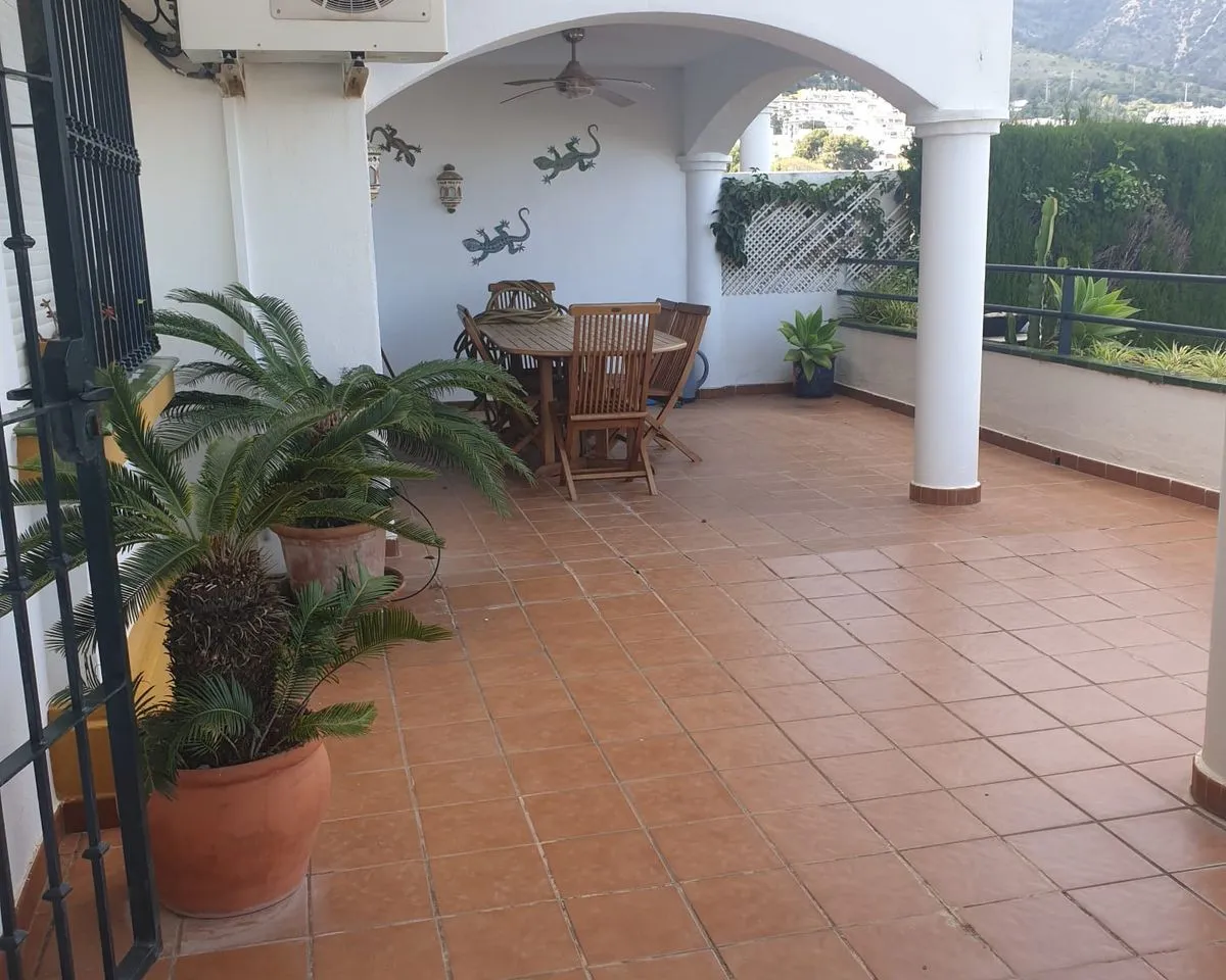 3d5cd892-5501-4174-8da8-8474c6a4e5d8